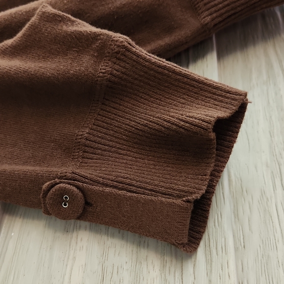 Crop top - Picture 3 of 6